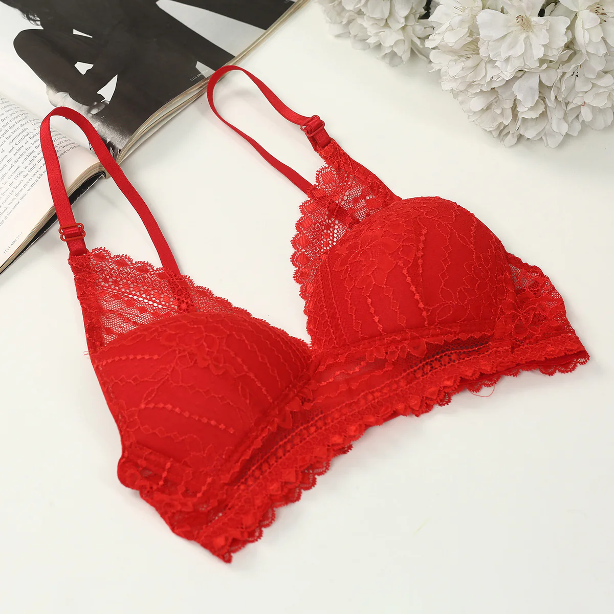Lace Wireless Foam Bra — Red