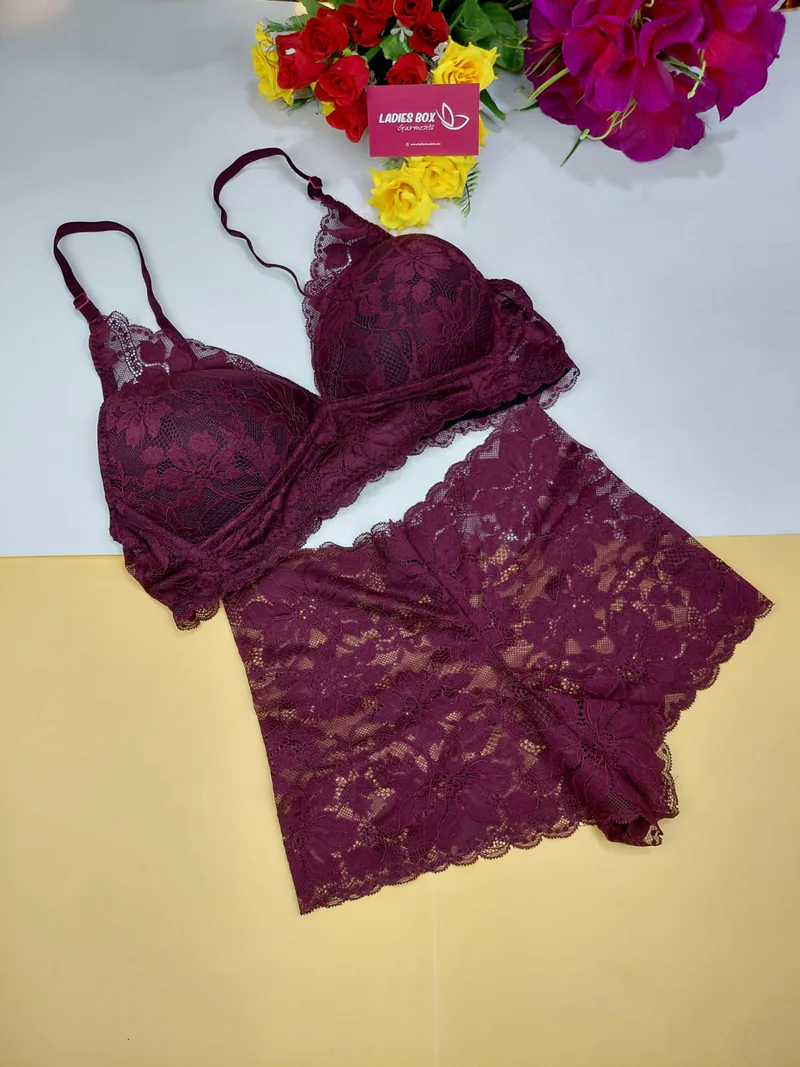 Lace Wireless Foam Bra Panty Set