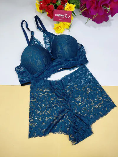 Lace Wireless Foam Bra Panty Set